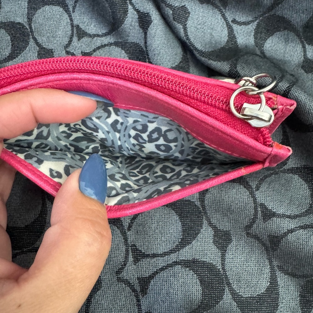 Coach Poppy hot pink Card Holder with Silver coach poopy Details - Picture 3 of 4